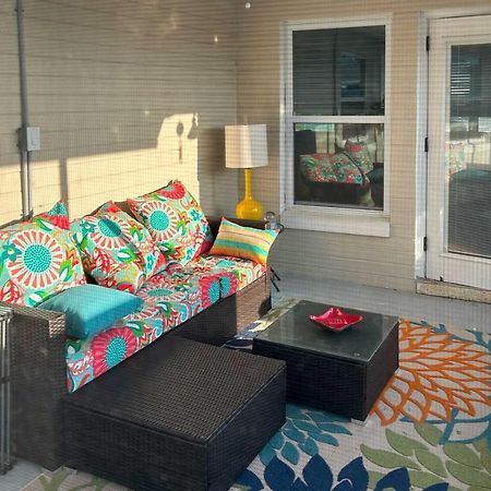 Bright Bungalow With Porch Walk To Ormond Beach! Extérieur photo